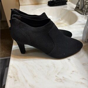 Life Stride Black Heeled Boots